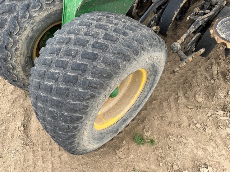 john-deere-1890-image-15