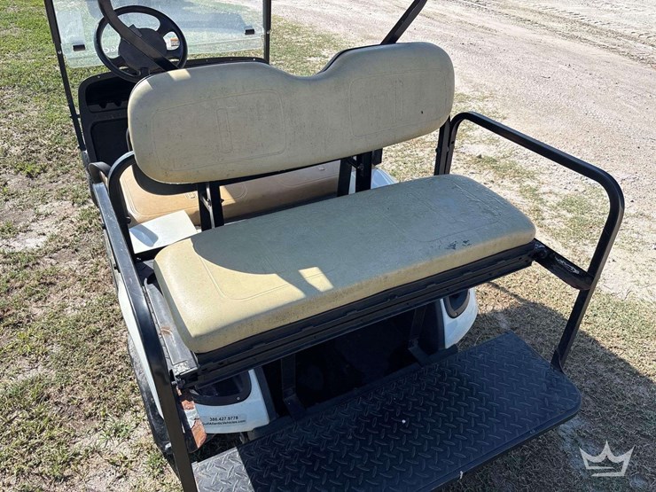 ez-go-electric-cart-image-9
