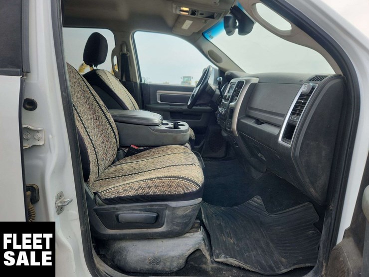 2013-dodge-2500-image-19