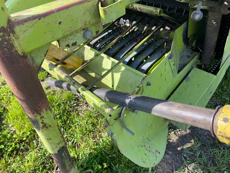 claas-rollant-66-image-15