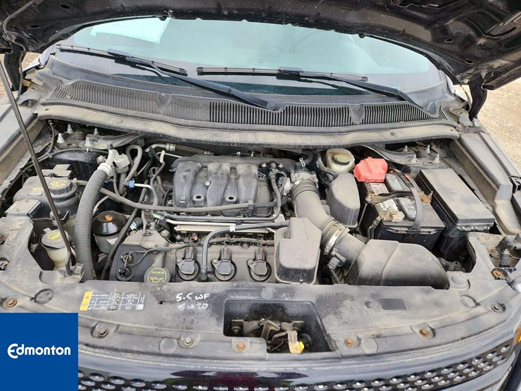 2015-ford-explorer-image-26