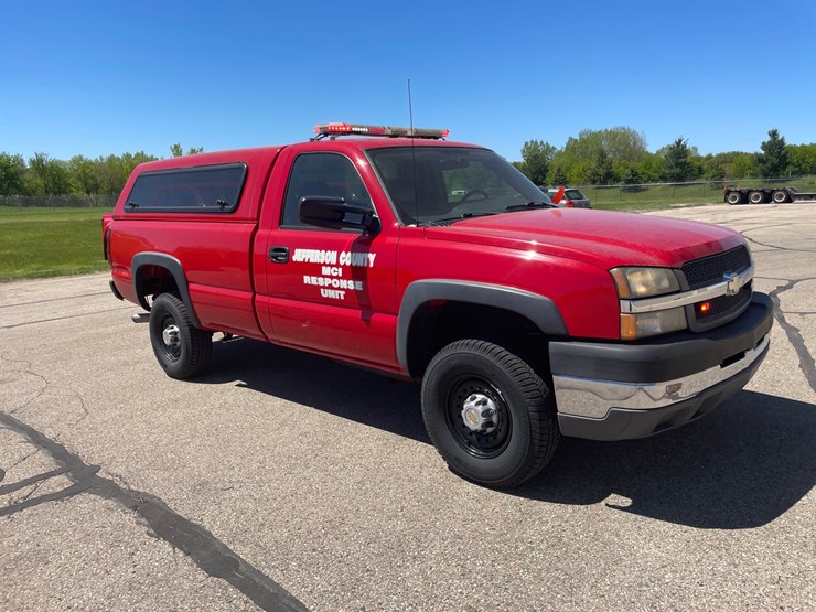 2004-chevrolet-2500-image-4