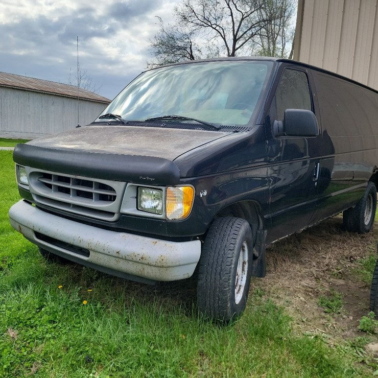 2000 FORD E250