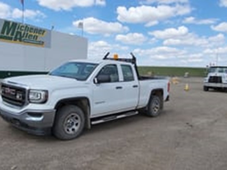 2017-gmc-sierra-1500-image-5