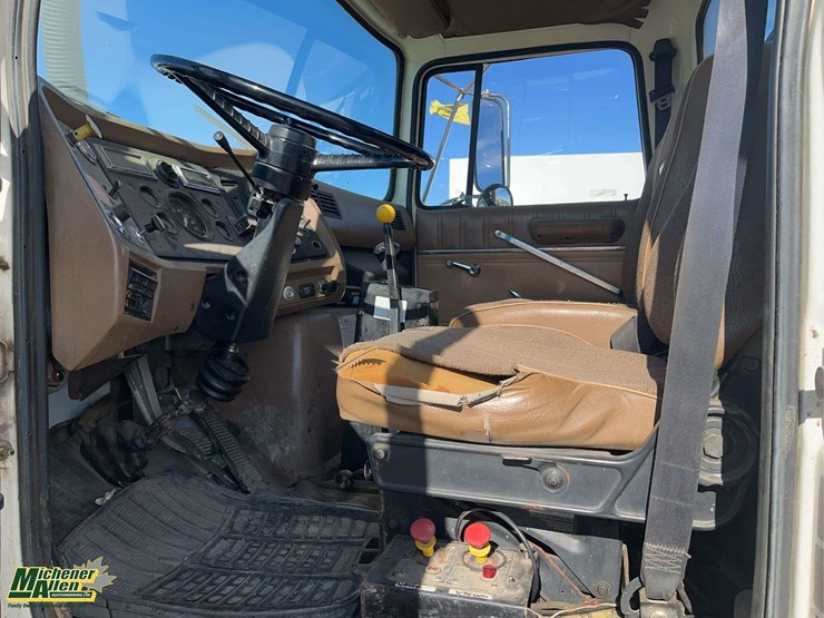 1994-ford-lnt8000-image-14