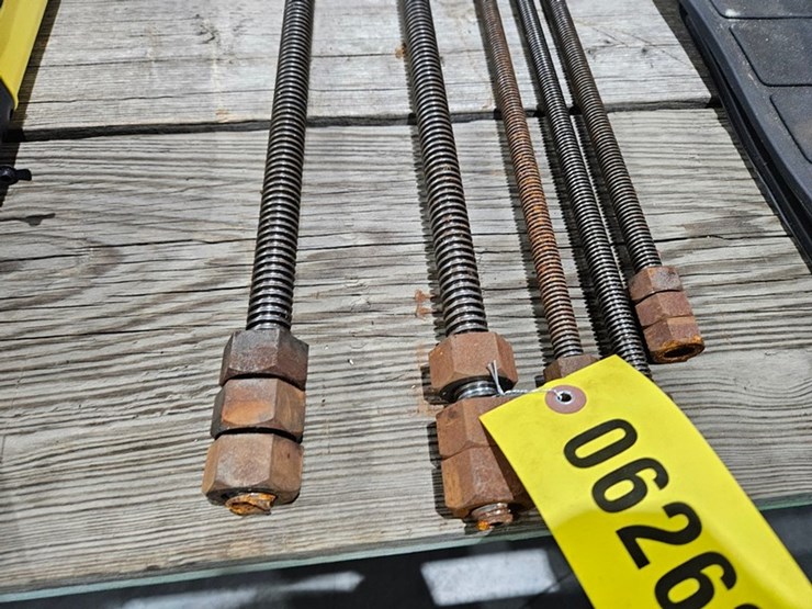 #6263-•-assorted-threaded-metal-rods-image-3