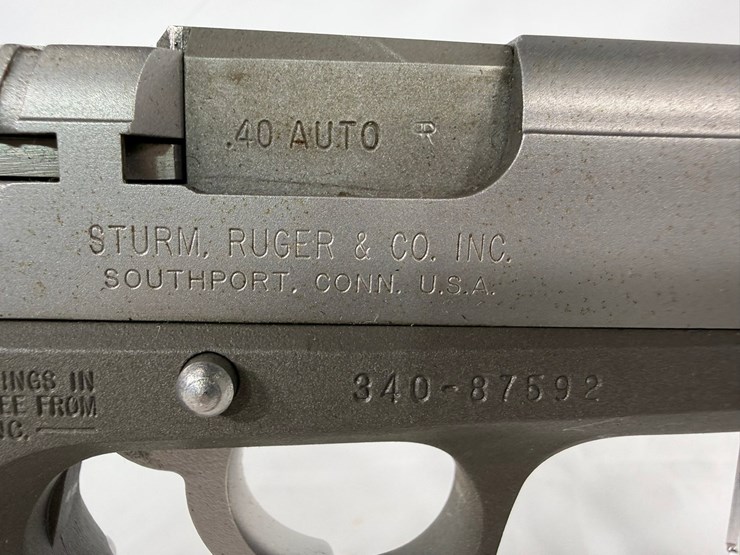 #38-•-ruger-p94-40-auto-pistol-340-87592-image-14