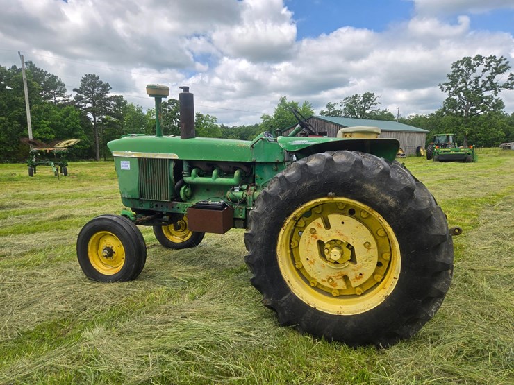 john-deere-4020-image-6