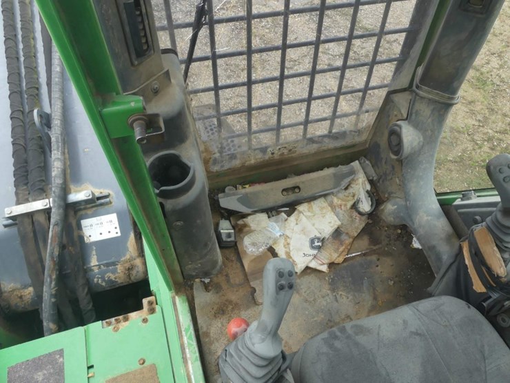 2019-deere-437e-image-12