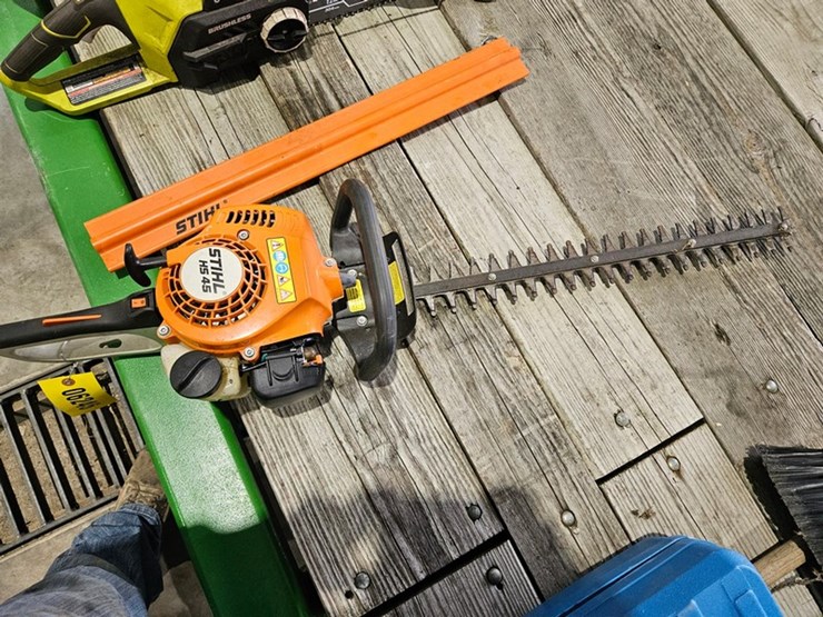 #6245-•-stihl-hs45-hedge-trimmer-image-7