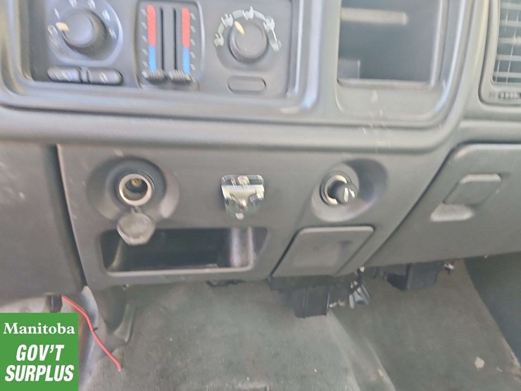2006-gmc-sierra-1500-image-26