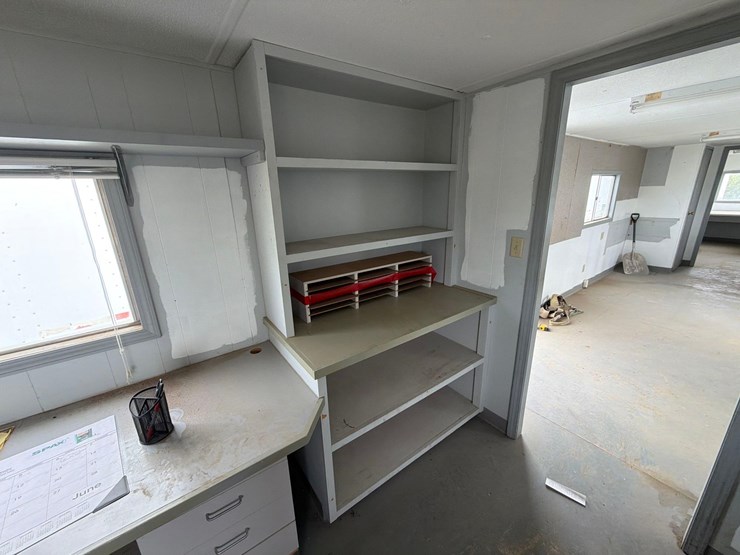 mobile-office-trailer-image-16