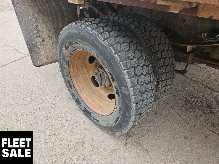 2017-ford-f550-image-14