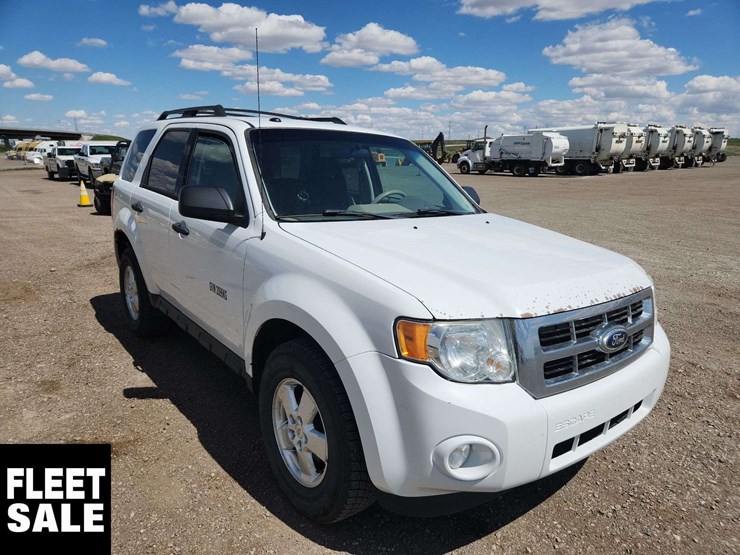 2012-ford-escape-xlt-image-2