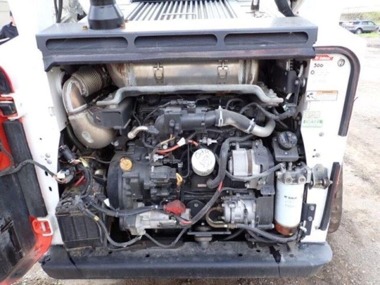2021-bobcat-t770-image-42