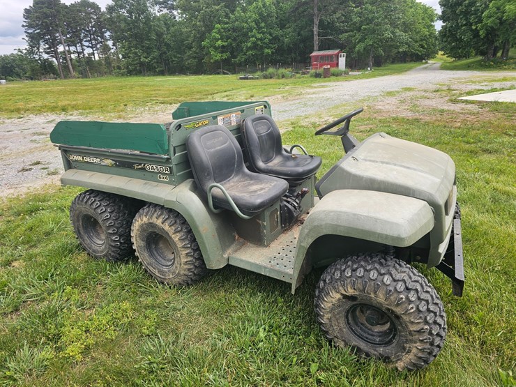 john-deere-gator-image-12