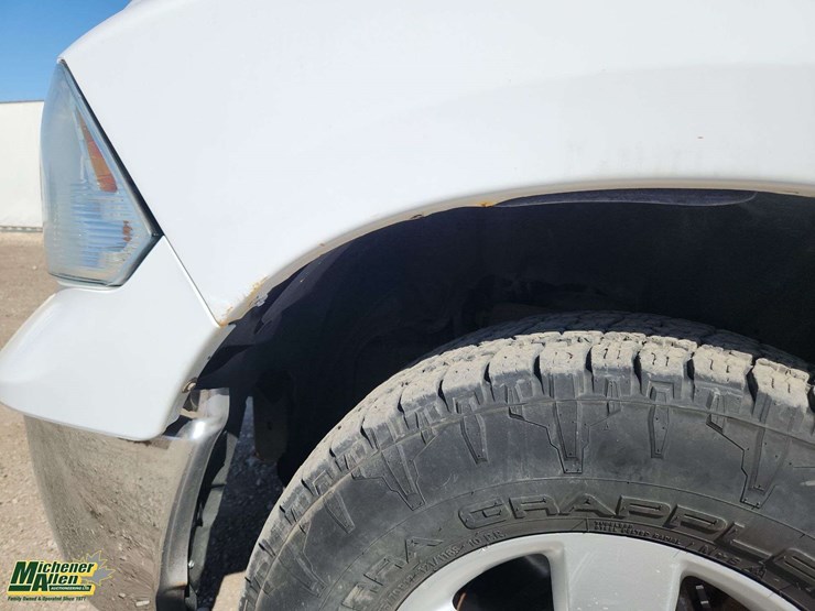 2014-dodge-1500-image-51