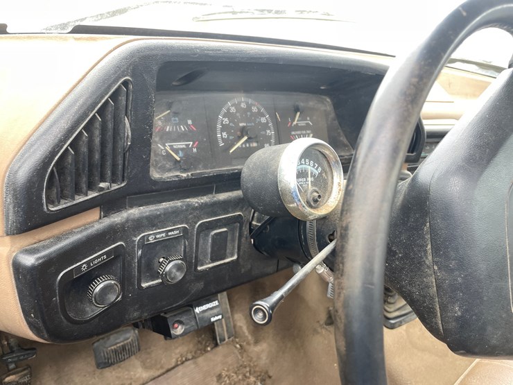 1988-ford-f350-image-25