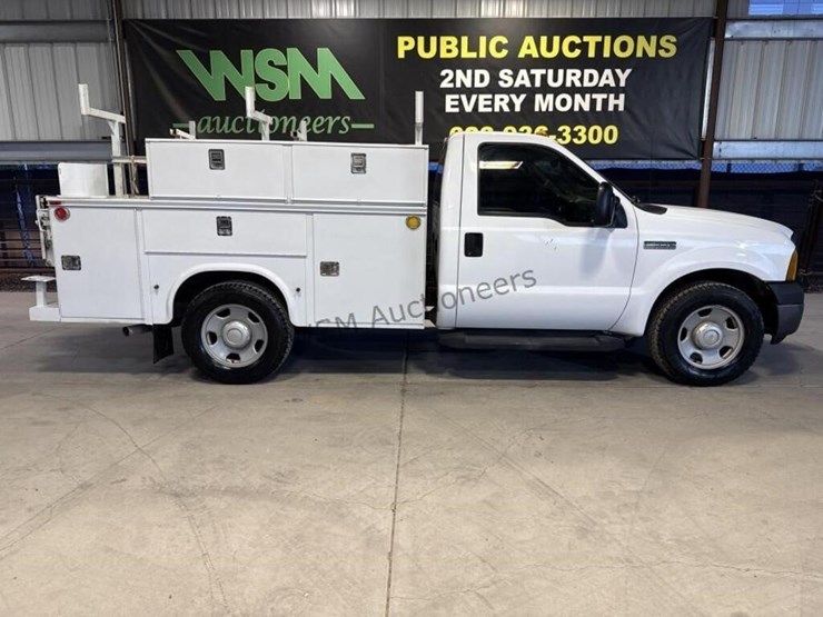 2007-ford-f350-image-1