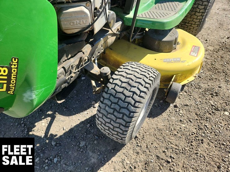 john-deere-l118-image-24