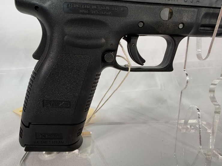 #40-•-springfield-xd-45acp-pistol-us766620-image-10