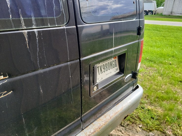 2000-ford-e250-image-24