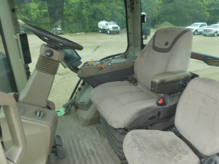 john-deere-8r-310-image-18