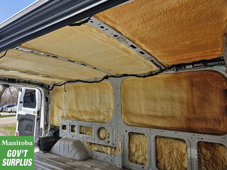 2017-ford-transit-image-32