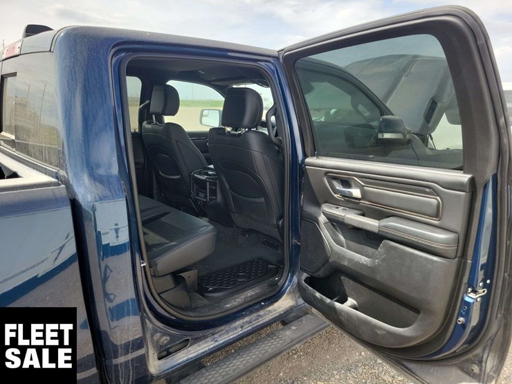 2022-dodge-1500-image-33