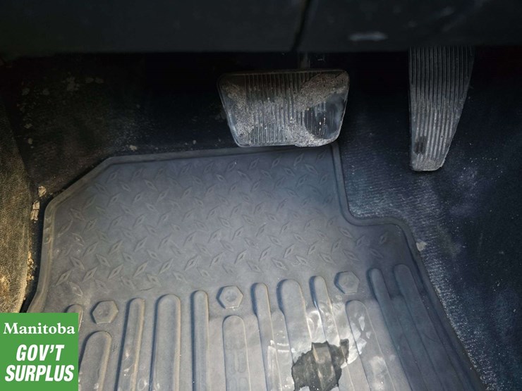 2013-dodge-1500-image-23