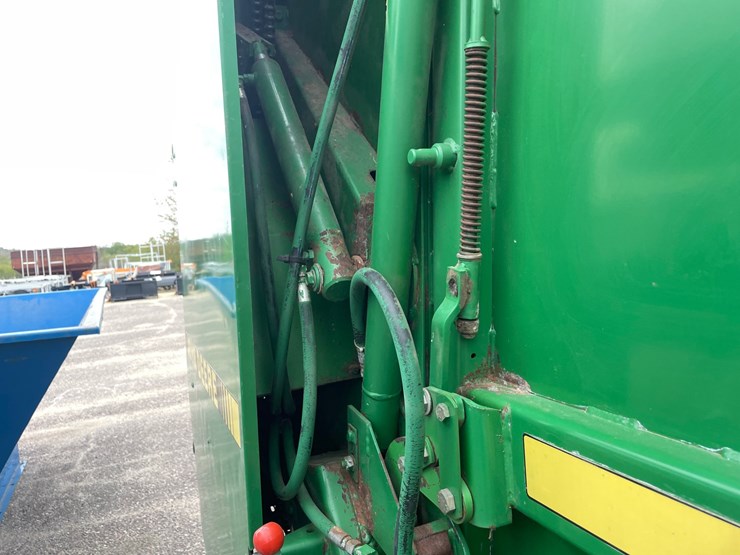 john-deere-535-image-9