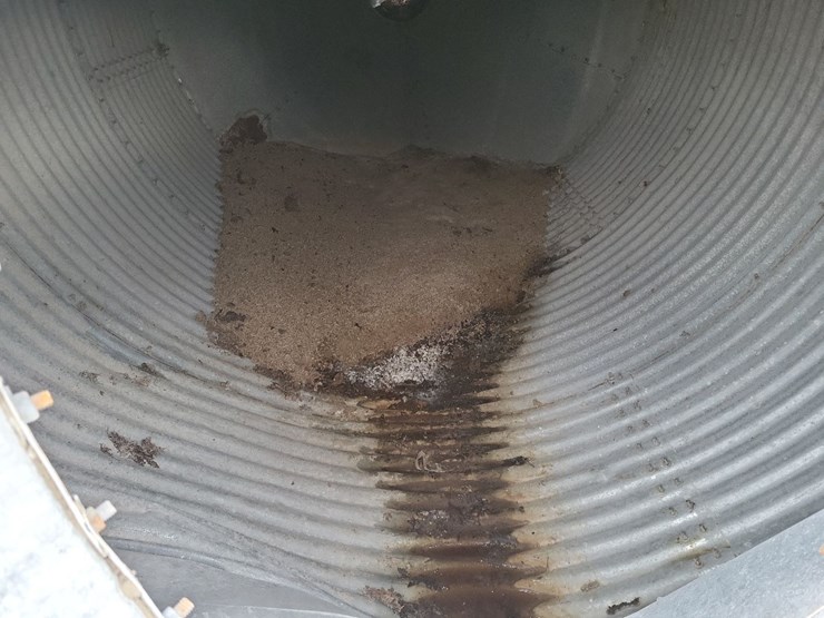 feed-bin-w/stand-image-26