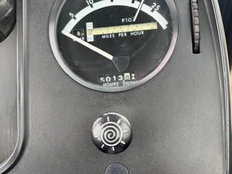 1977-john-deere-4430-image-4