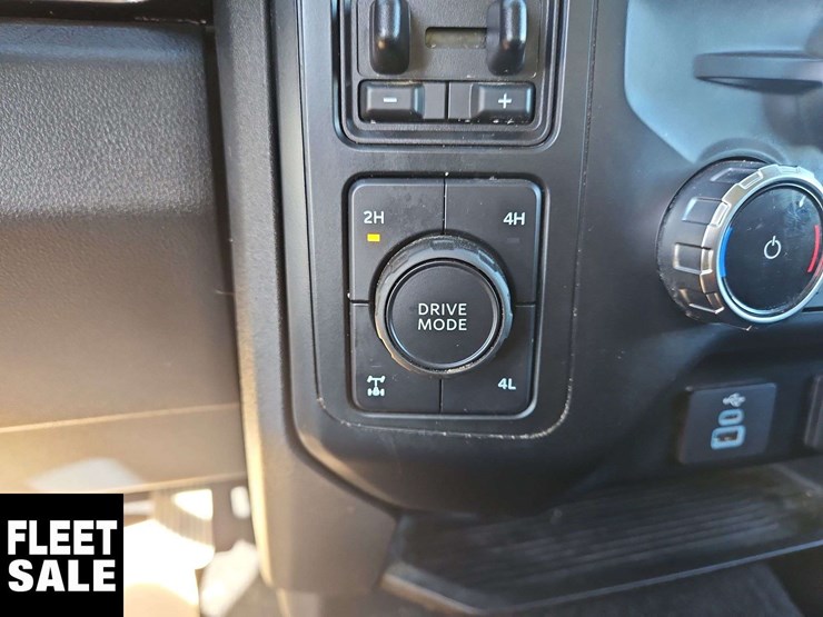 2023-ford-f250-image-18