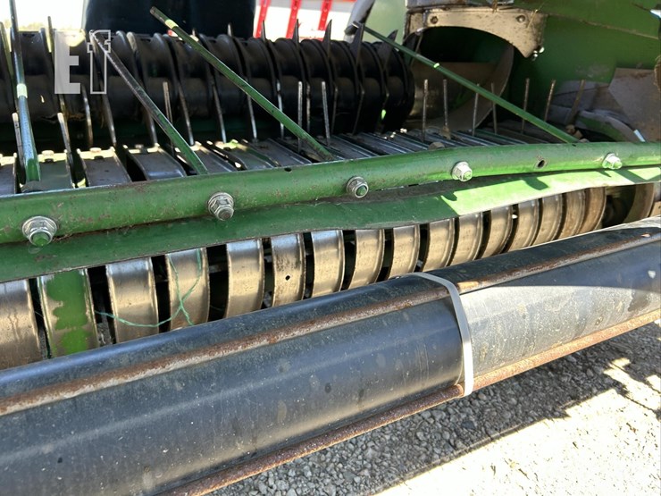 2012-john-deere-569-premium-image-26