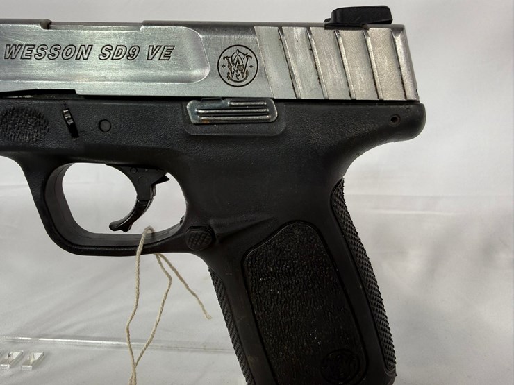 #13-•-smith-&-wesson-sd9ve-9mm-pistol-fbn4150-image-5