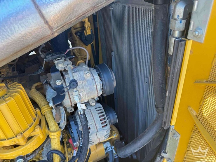 2021-deere-850l-wlt-image-14