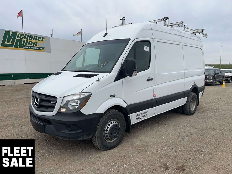 2018-mercedes-benz-sprinter-3500-xd-image-1