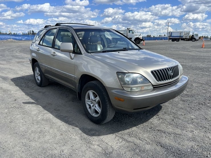 2000-lexus-rx300-image-7