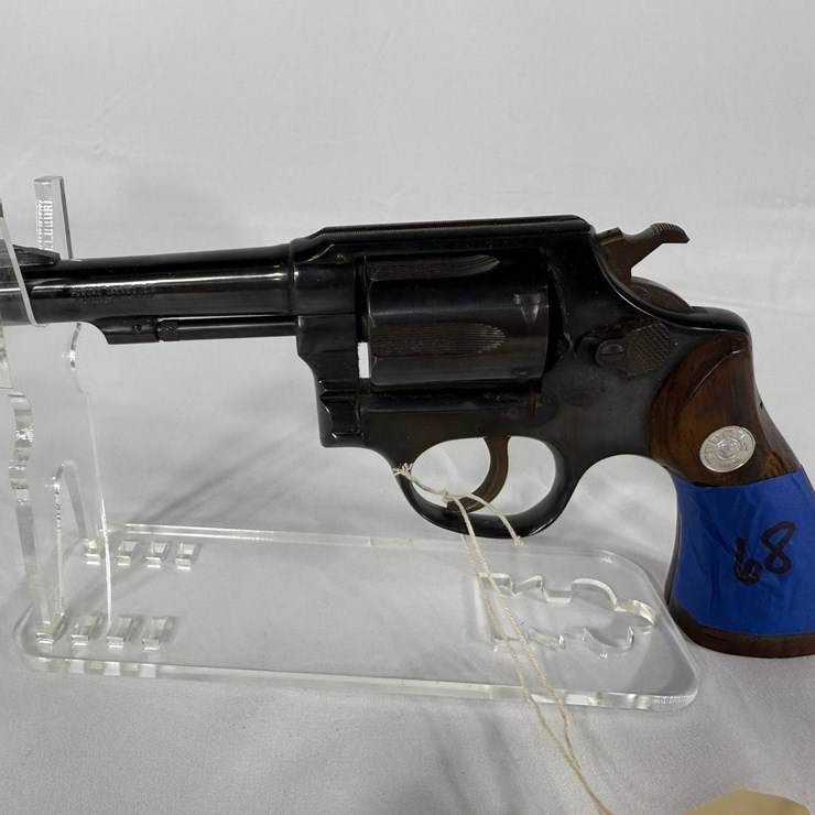 #68 • Taurus 38 Special Revolver 1013008