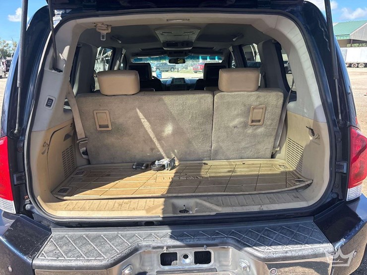 2007-nissan-armada-image-22