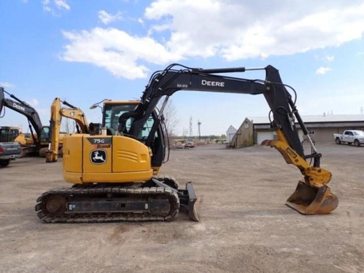 2022-deere-75g-image-2
