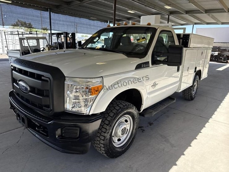 2013-ford-f350-image-4