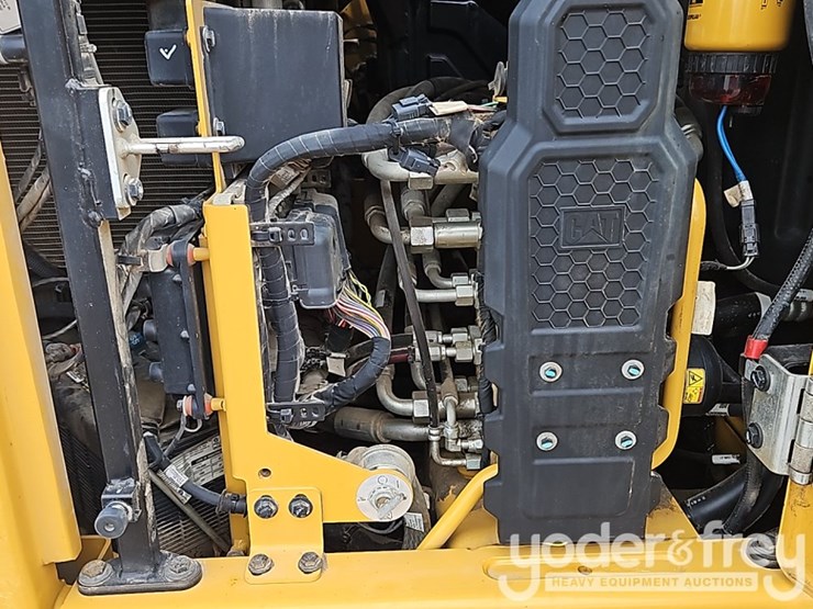 2020-caterpillar-308-image-38