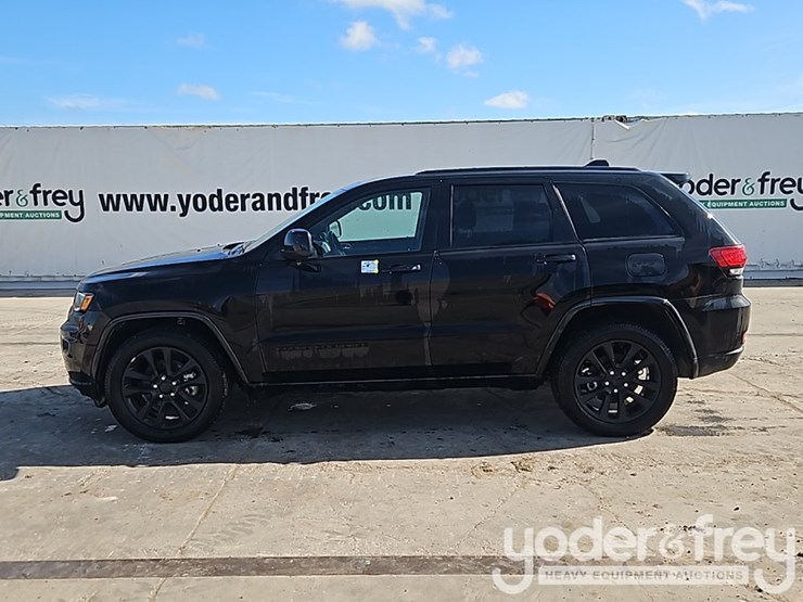 2021-jeep-grand-cherokee-image-3