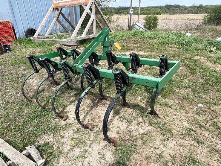 john-deere-7-image-3