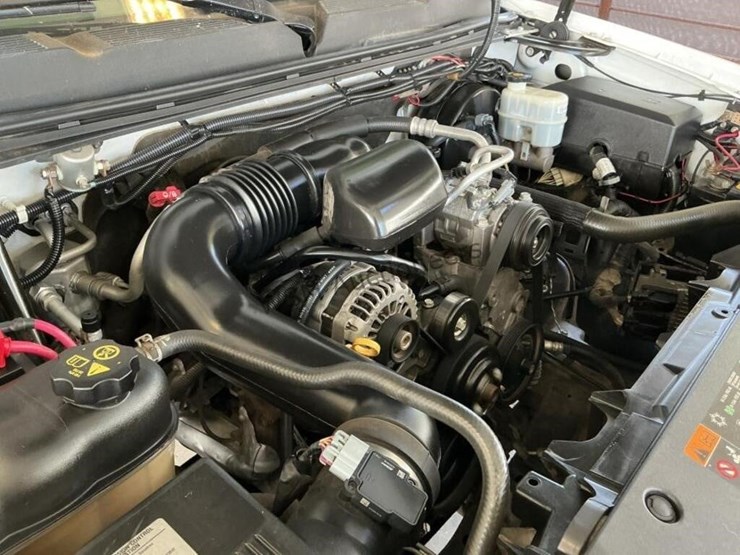 2012-chevrolet-silverado-1500-image-12