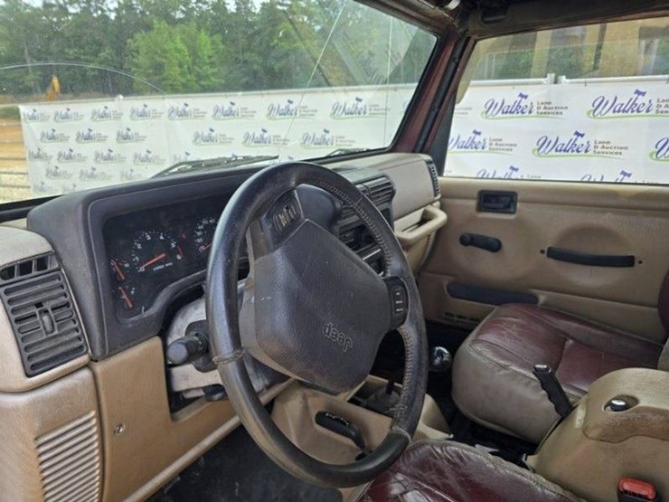 2002-jeep-wrangler-image-4
