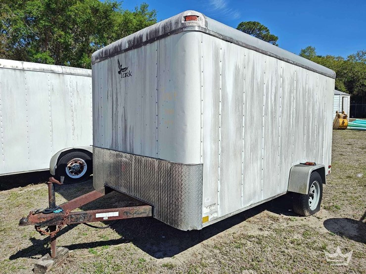 2006-12ft.-lark-s/a-enclosed-cargo-trailer-image-1