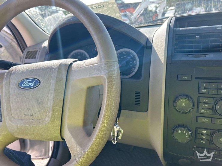 2009-ford-escape-image-15